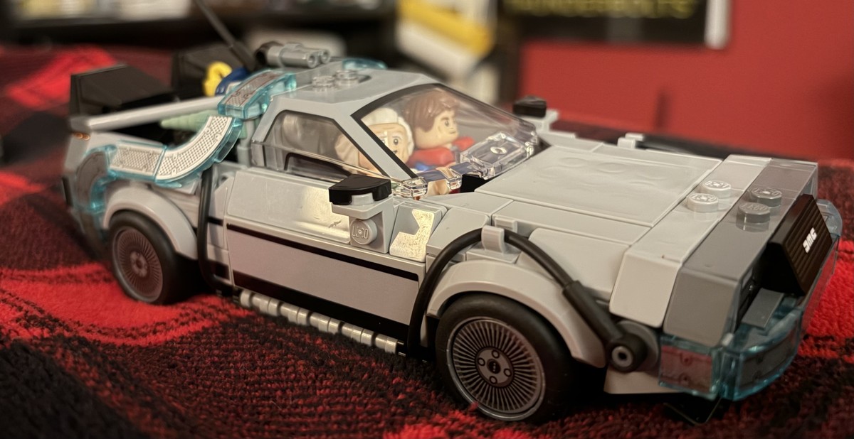 LEGO Icons Geleceğe Dönüş DeLorean Zaman Makinesi (10300)