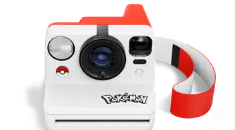Polaroid Now Gen 3 Pokeball Edition Front View 3000px 48ae4d