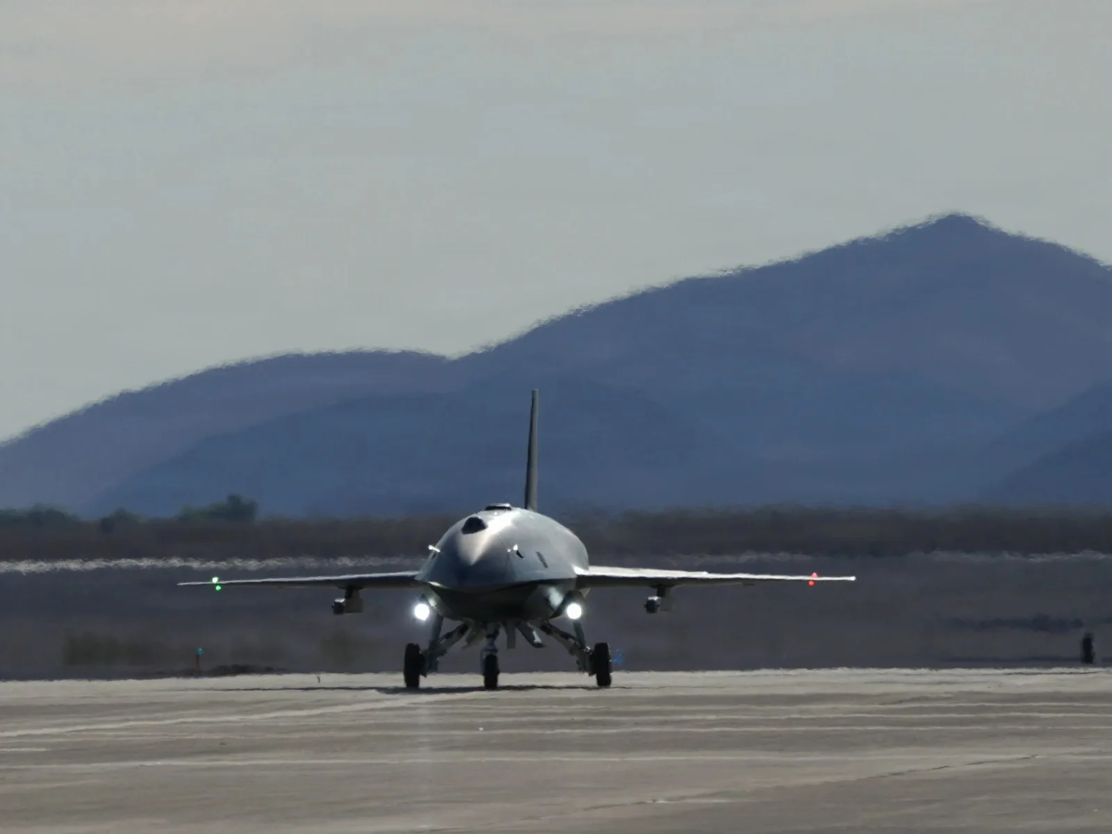 F-22 ile İnsansız Savaş Uçağı Kontrol Testi
