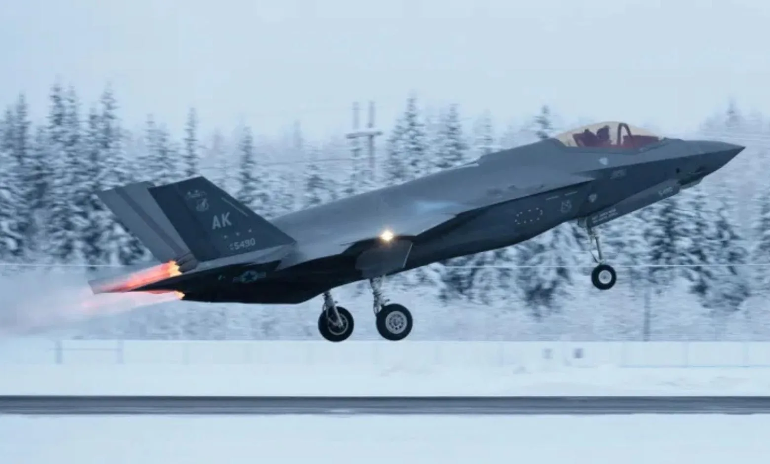 Eielson Hava Kuvvetleri Üssü'ndeki bir F-35A